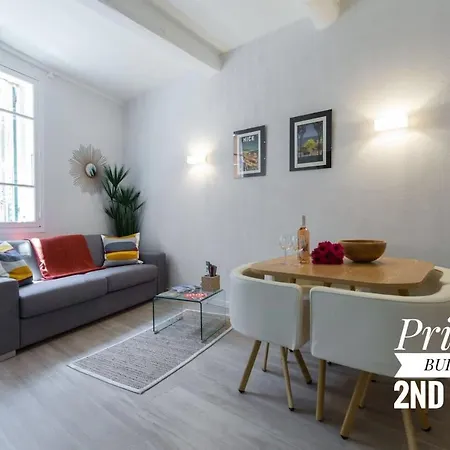 Private Building, 4 Apts, Unique At Nice- Old Town * Nizza